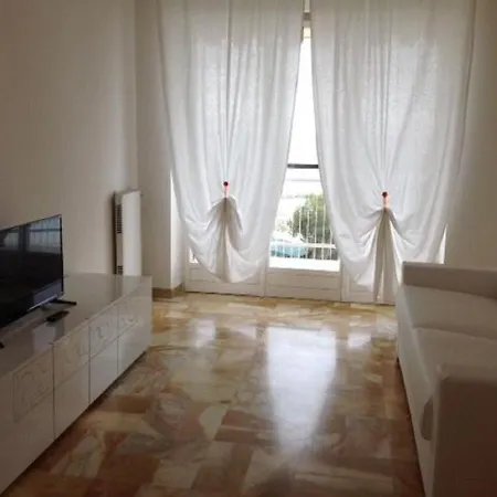 Apartment Sea-view In Near Vittoria Beach *